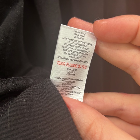 Rae Dunn Halloween crewneck black sweatshirt ‘Boo’ with ghost crew socks - Picture 7 of 7